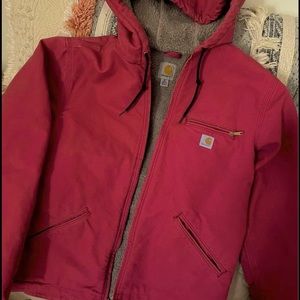 Women’s Medium Carhartt Sherpa Lined Jacket